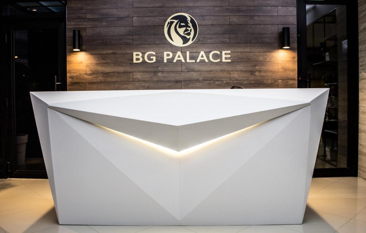 Bg Palace Hotel Tbilisi Buitenkant foto